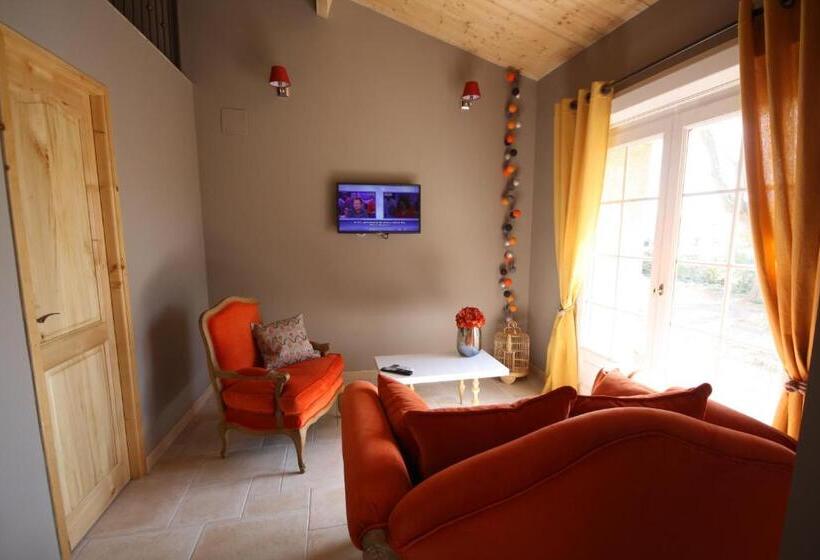 带1个卧室的带阳台的公寓, La Gourgasse Vieille