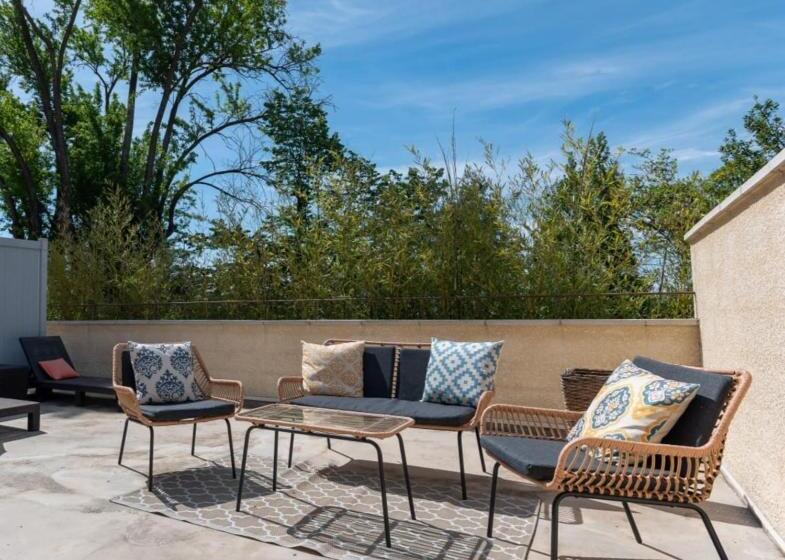 带1个卧室的带阳台的公寓, La Gourgasse Vieille