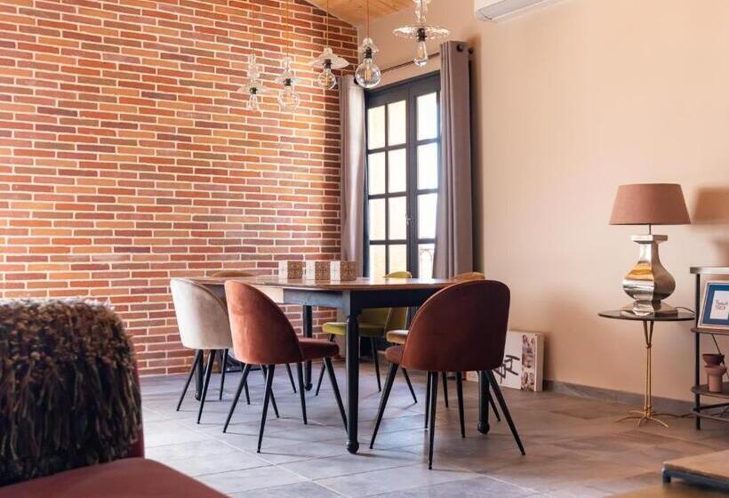 标准间, La Gourgasse Vieille