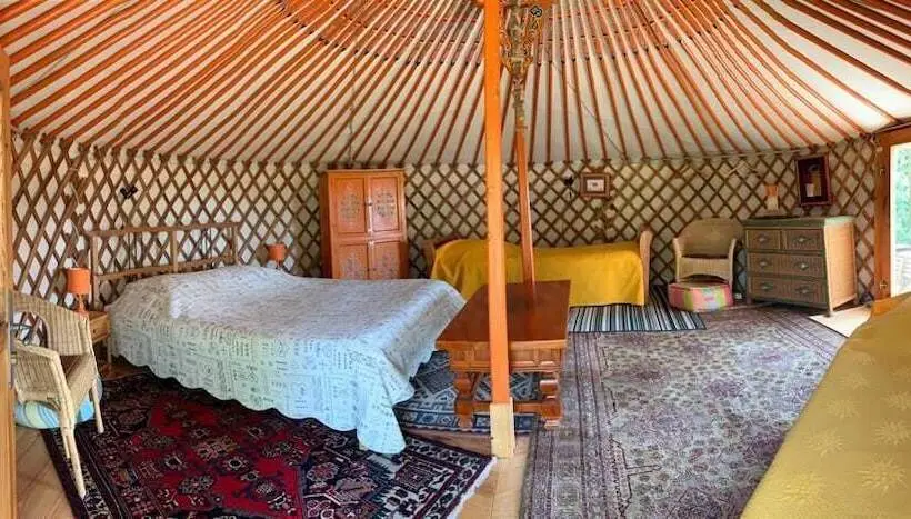 Tenda Standard, Mas Escombelle