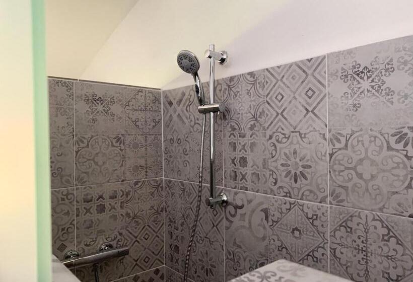 Номер Стандарт Внутренний, Mas Escombelle