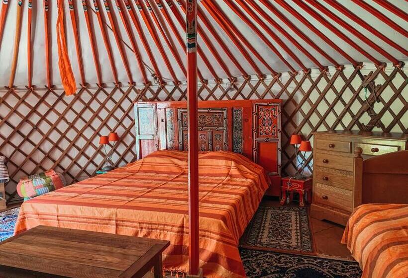 Standard Tent, Mas Escombelle