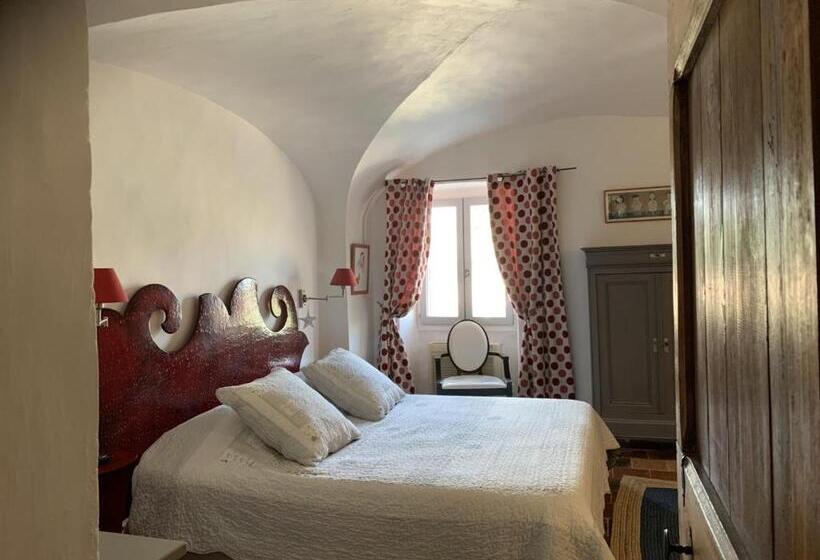 Номер Стандарт, Mas Escombelle