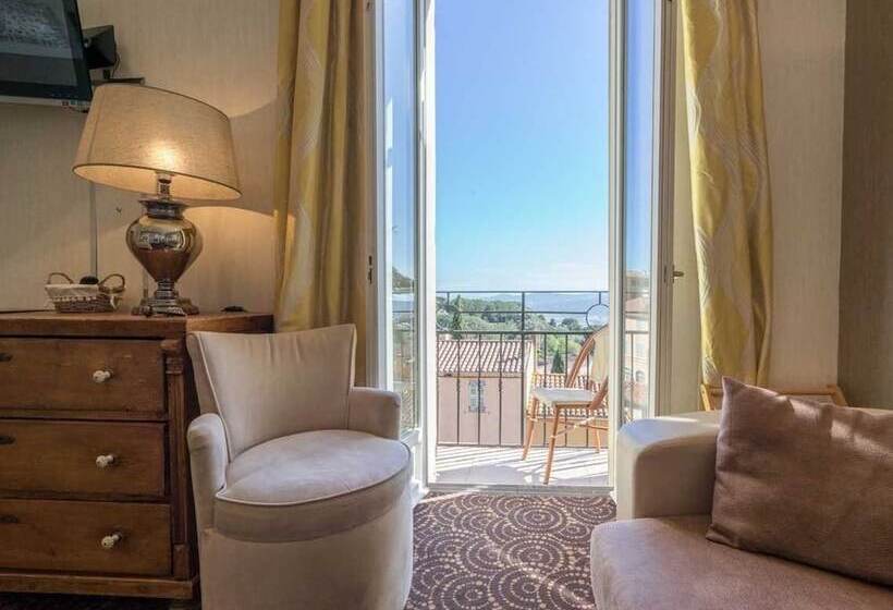 スタンダード４人部屋, Restaurant Bellevue