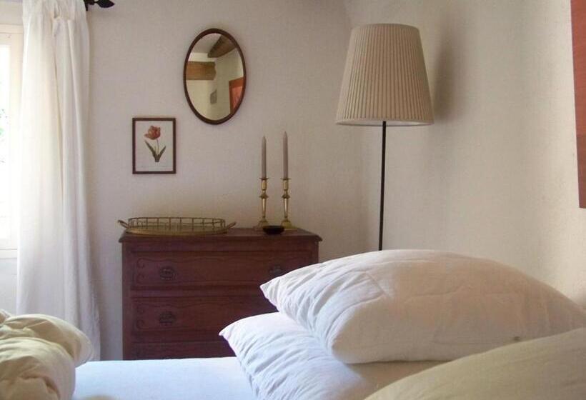 Номер Комфорт, Domaine De Cadenne