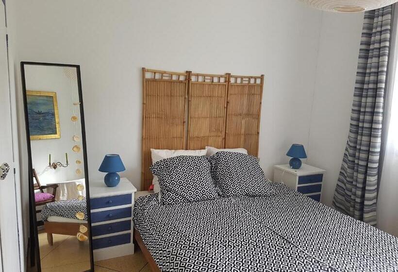 جناح, Villa Akwaba