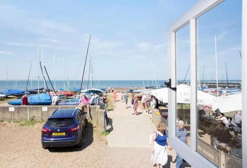 キングサイズベッドのスタンダードルーム, Whitstable Fisherman S Huts