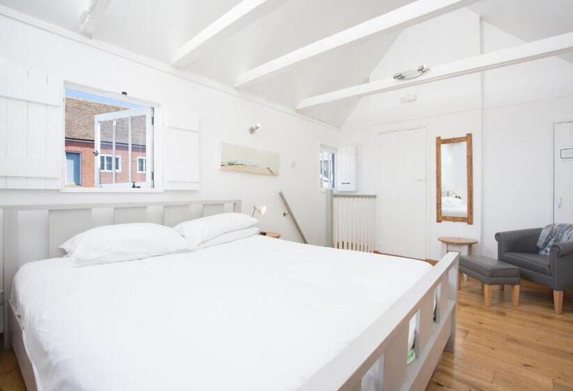 스탠다드 룸 킹사이즈 침대, Whitstable Fisherman S Huts