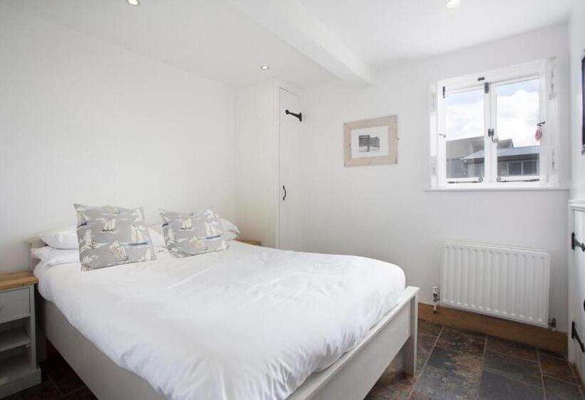 ファミリールーム, Whitstable Fisherman S Huts