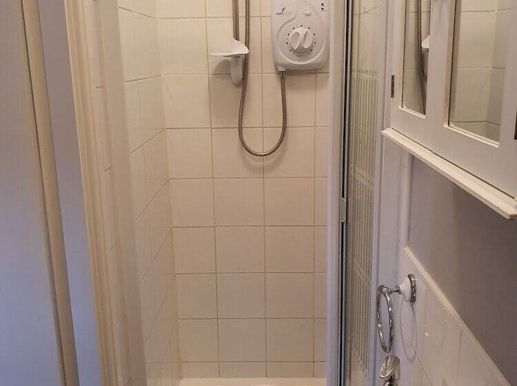 スタンダードシングルルーム, The Braemar Southport