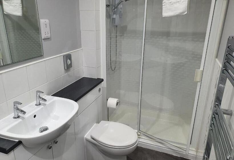 キングサイズベッドのデラックスルーム, The Braemar Southport