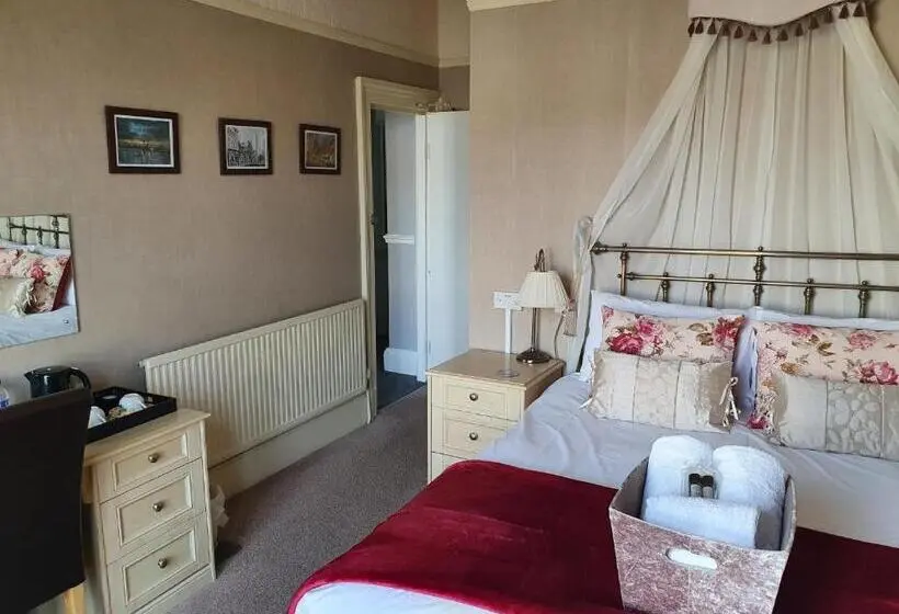 キングサイズベッドのデラックスルーム, The Braemar Southport