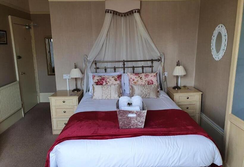 キングサイズベッドのデラックスルーム, The Braemar Southport