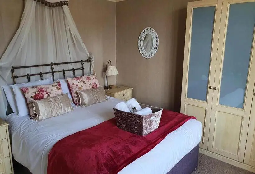 キングサイズベッドのデラックスルーム, The Braemar Southport