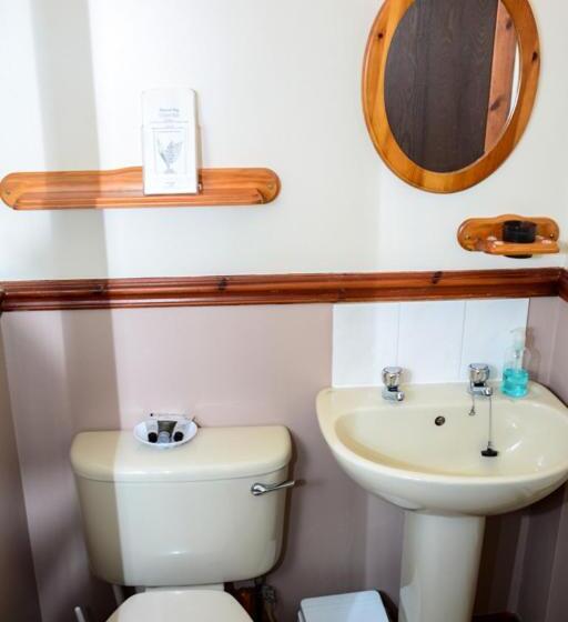 Номер Стандарт, Clarke Cottage Guest House