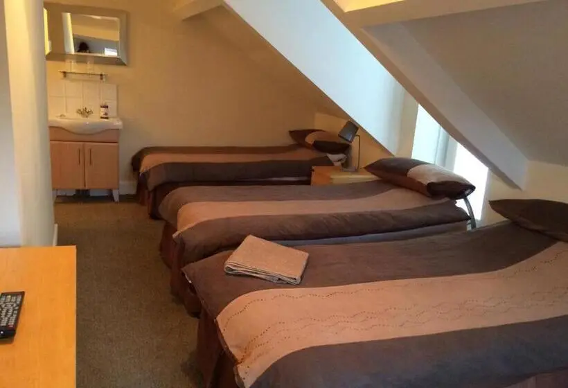 スタンダード4人部屋, Melrose Guest House