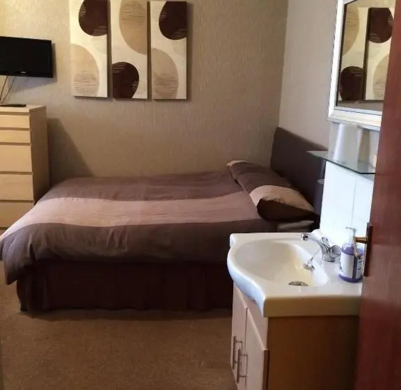 ファミリールーム, Melrose Guest House