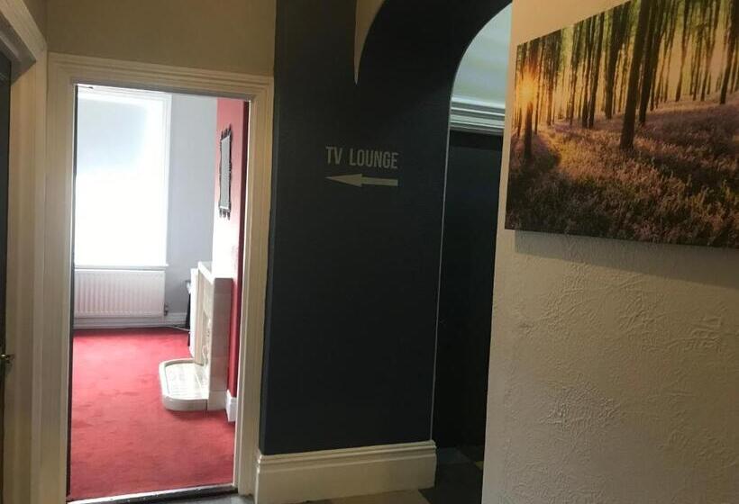 Кровать в Общей Комнате, Newcastle House Rothbury