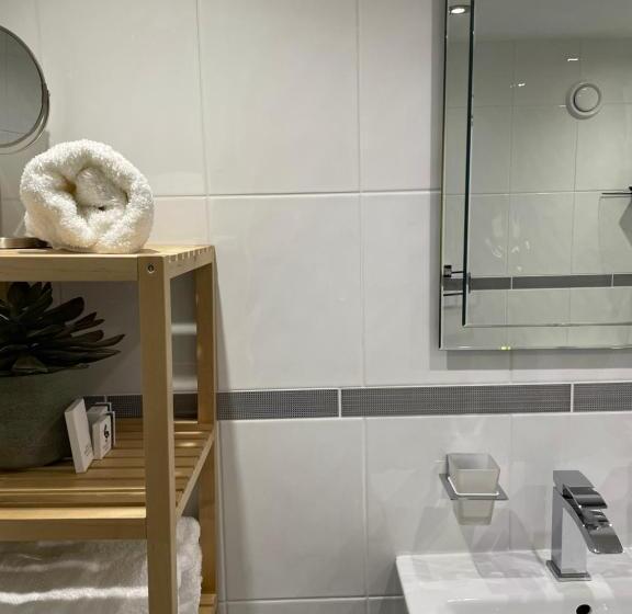 غرفة ديلوكس سرير كينج, Caemorgan Mansion