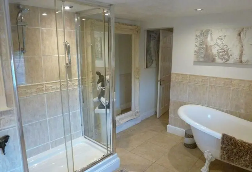 キングサイズベッドのデラックスルーム, Newark Lodge Guest House