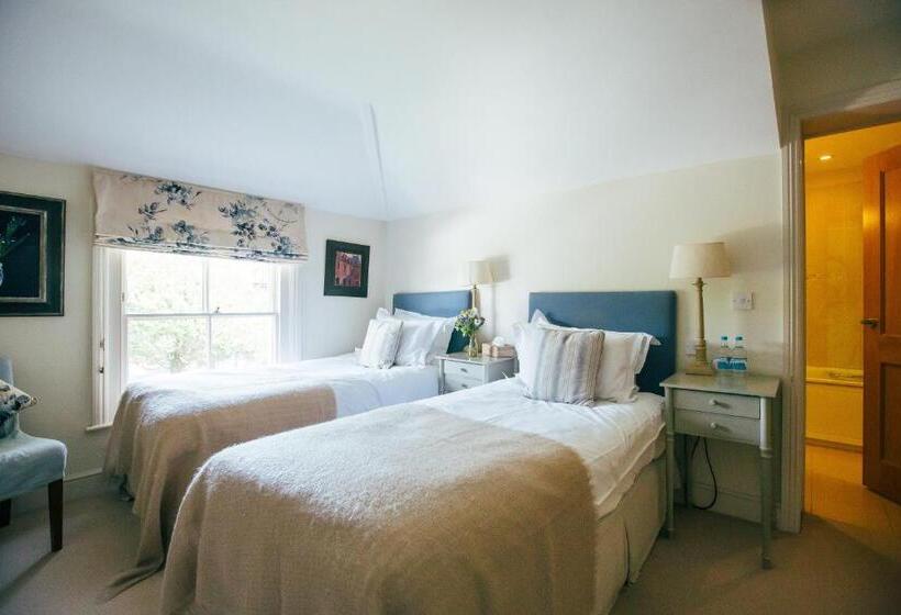 标准间, The East End Arms