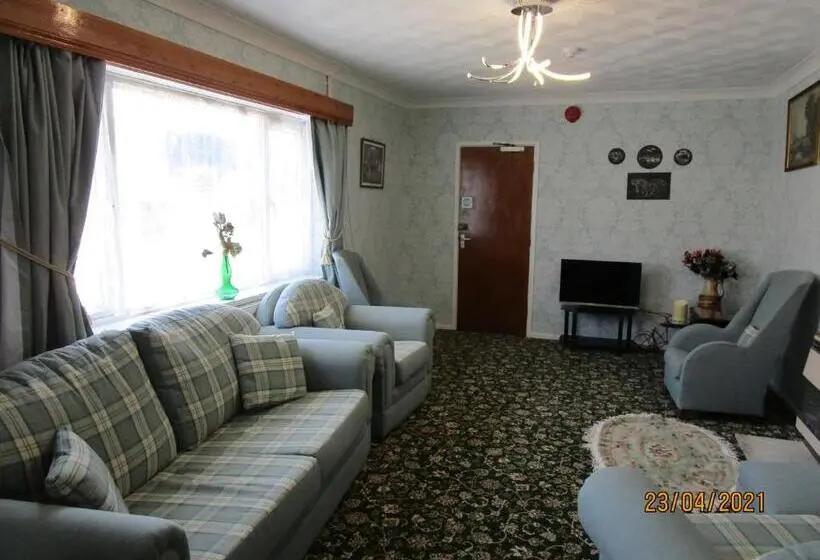 اتاق اکونومی یک تخته, Tremains Guest House