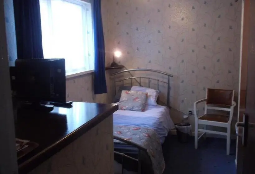 اتاق اکونومی یک تخته, Tremains Guest House