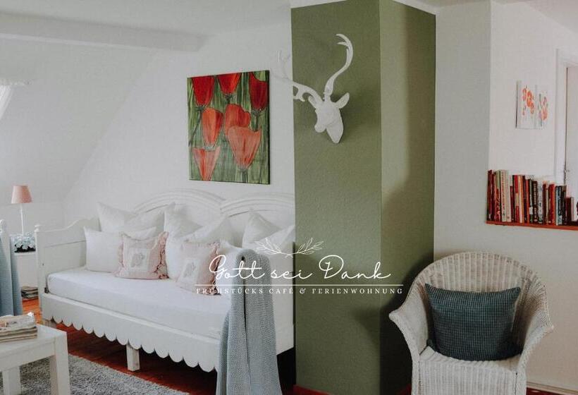 Апартаменты 2 Спальни, Ferienwohnung Gott Sei Dank