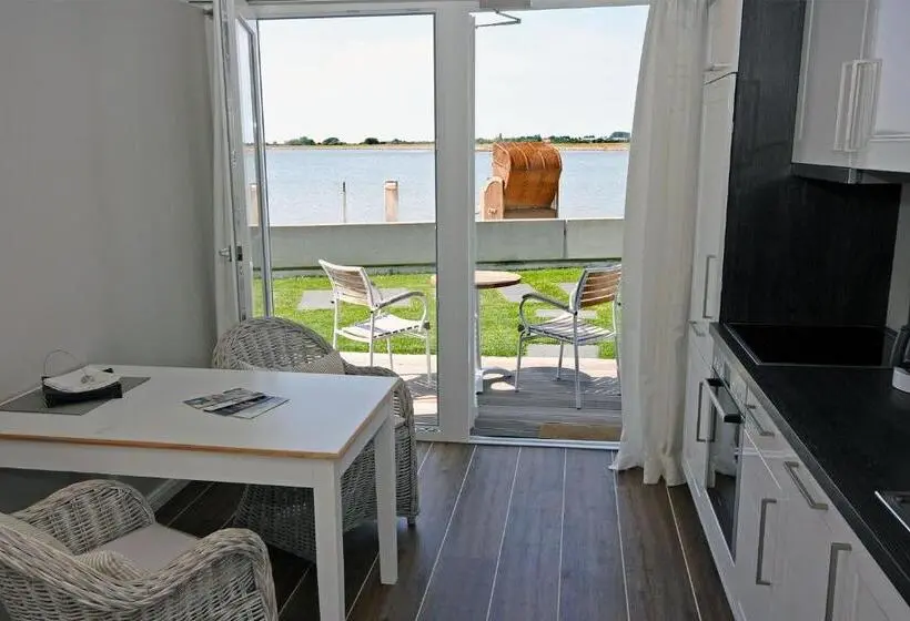 Standard-studio, Meerblick Lemkenhafen