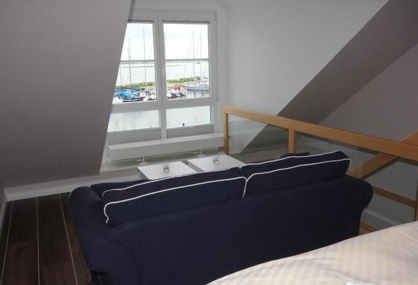 带1个卧室的豪华公寓, Meerblick Lemkenhafen