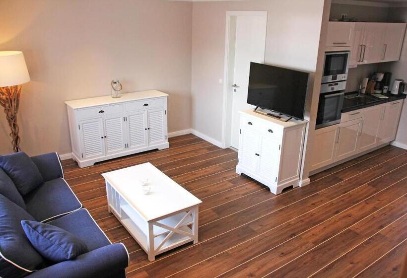 带2个卧室的公寓, Meerblick Lemkenhafen