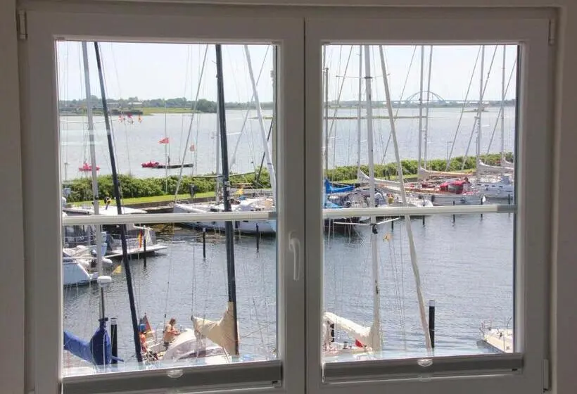 Huoneisto 2 Makuuhuonetta, Meerblick Lemkenhafen