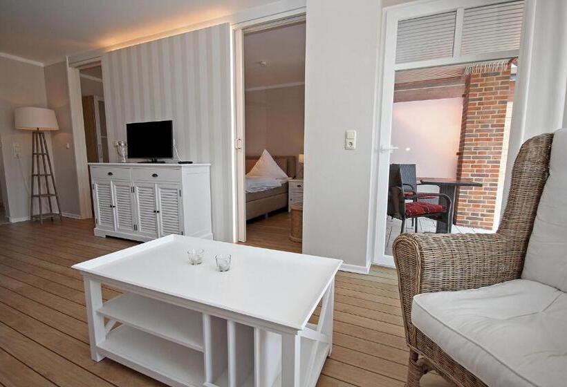 带1个卧室的带阳台的公寓, Meerblick Lemkenhafen