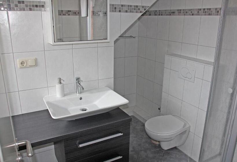 带1个卧室的带阳台的公寓, Meerblick Lemkenhafen