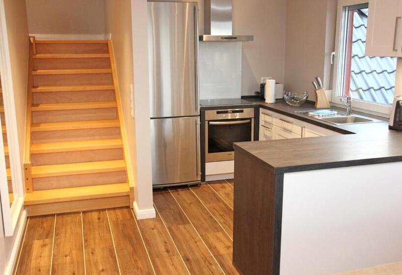 带1个卧室的顶楼公寓, Meerblick Lemkenhafen