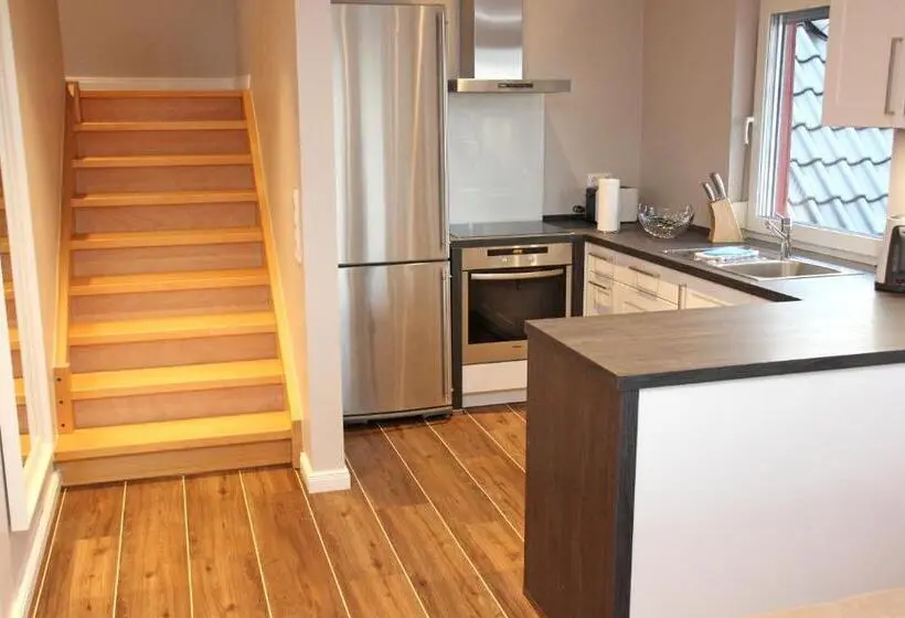 1 Bedroom Penthouse Apartment, Meerblick Lemkenhafen