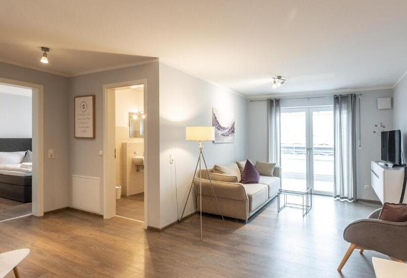 Апартаменты 2 Спальни, Living Neuburg