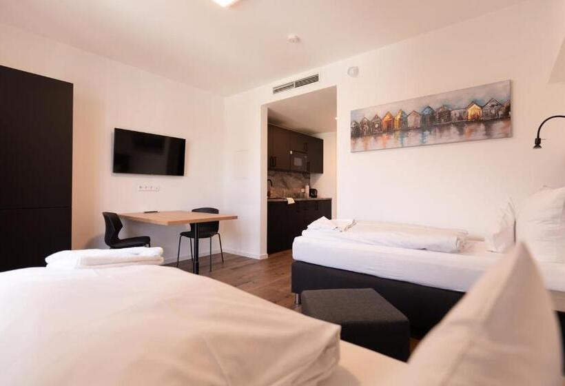 Апартаменты 2 Спальни, Living Neuburg