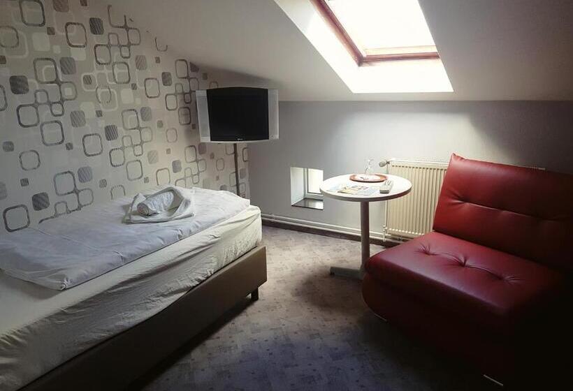 اتاق استاندارد یک نفره, Pension Klabautermann