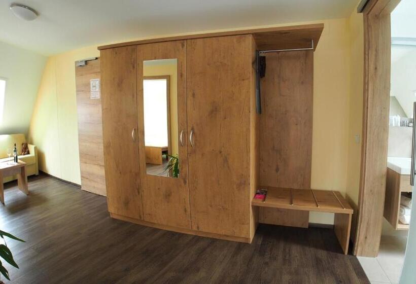 2ベッドルームアパートメント, Gasthof Bögl