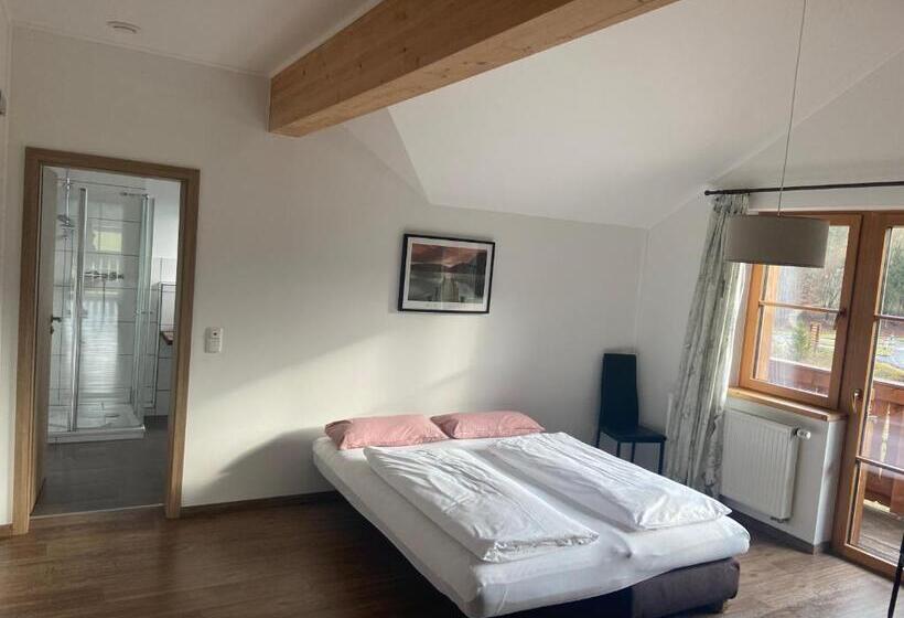 패밀리 스위트, Wurznwirt