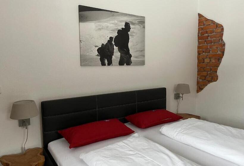 디럭스 룸, Wurznwirt