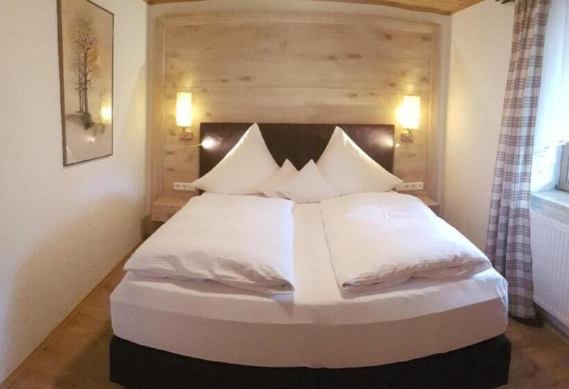 Apartamento 1 Dormitório, Kieslinger Hilde