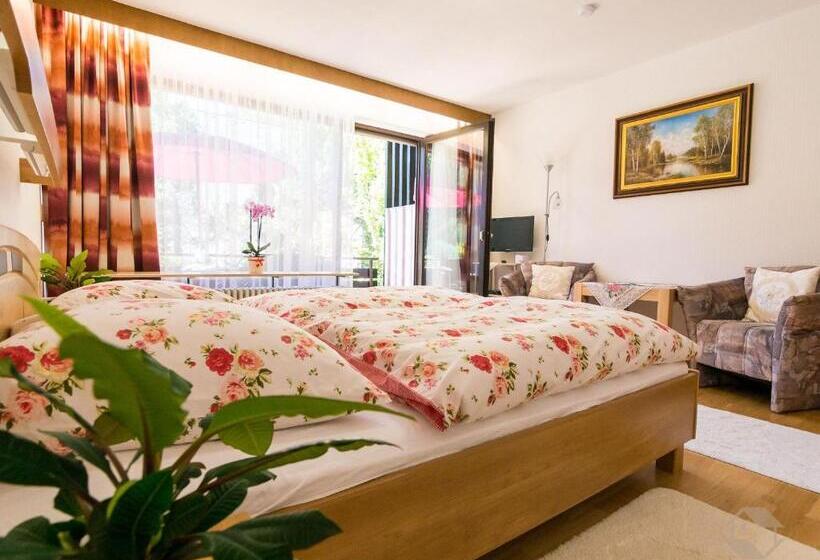 חדר סטנדרט עם מרפסת, Landhaus Gruden Sommerberg