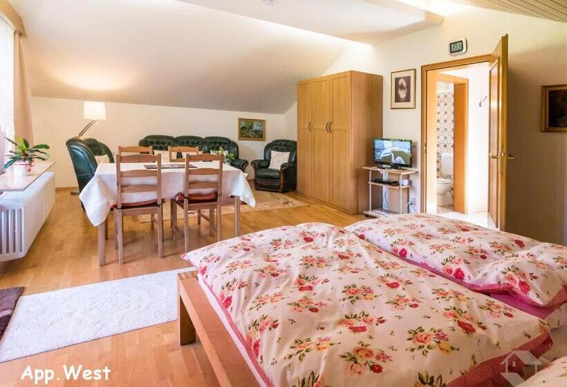 דירה בת חדר שינה 1 עם מרפסת, Landhaus Gruden Sommerberg