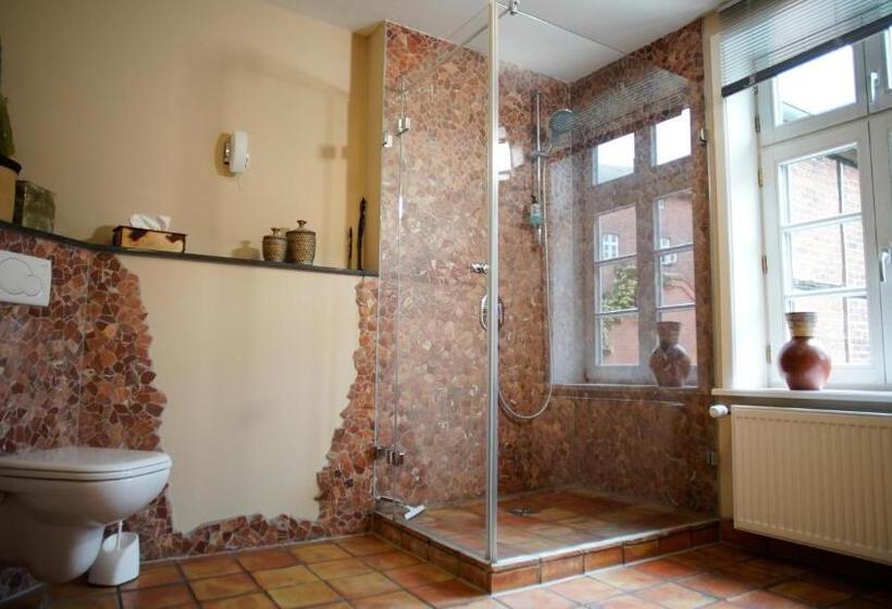 Четырехместный Номер Deluxe, Bed & Breakfast Sahara