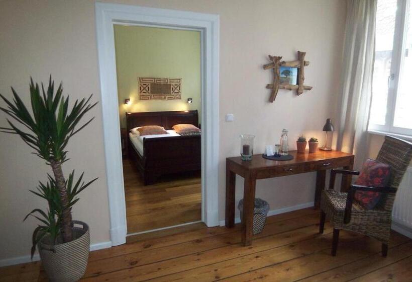 Трехместный Номер Deluxe, Bed & Breakfast Sahara