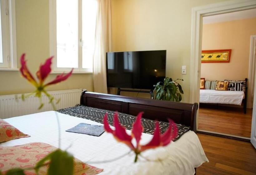 Трехместный Номер Deluxe, Bed & Breakfast Sahara