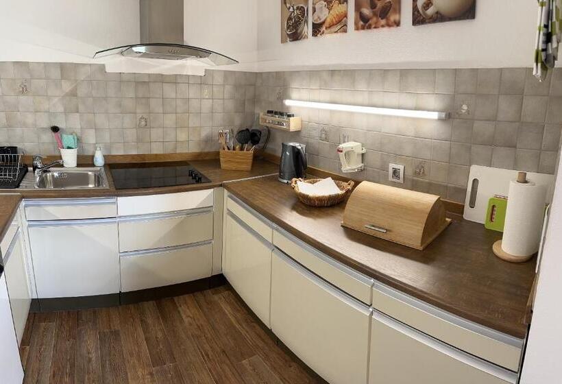 1 Sovrums Lägenhet med Utsikt, Gästehaus Wiesegg