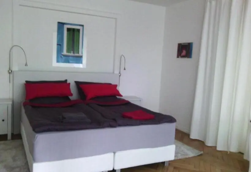 Standardzimmer, Pension Timeout